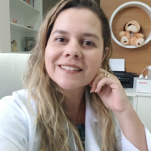 Dra. Alessandra Amorim Machado Raphael