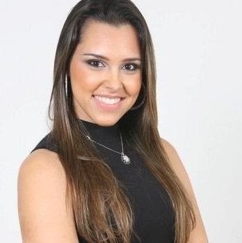 Dra. Isis Vasconcellos