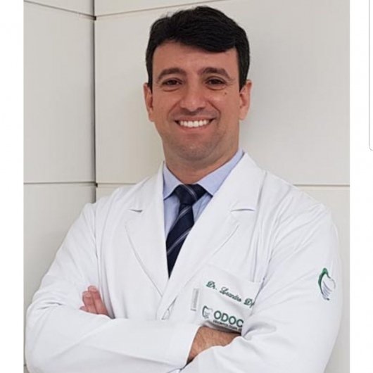 Dr. Leandro Dyminski Szmajser
