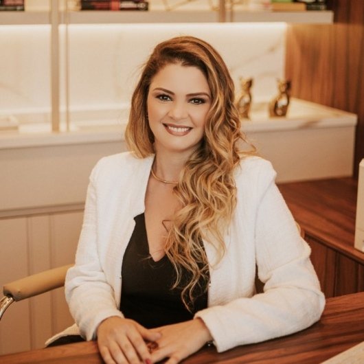 Dra. Raiza Cardoso Foletto