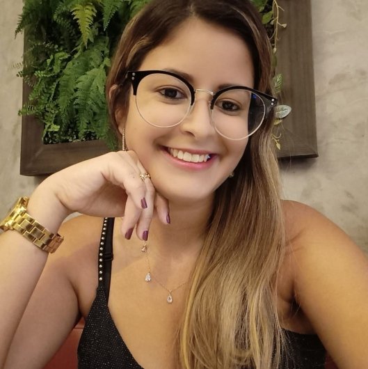 Dra. Andrea Lima