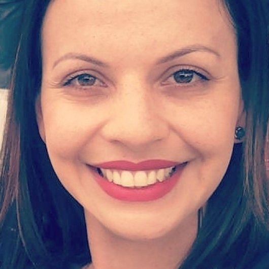 Dra. Nathália Parisi