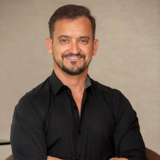 Dr. Edson Perrotti