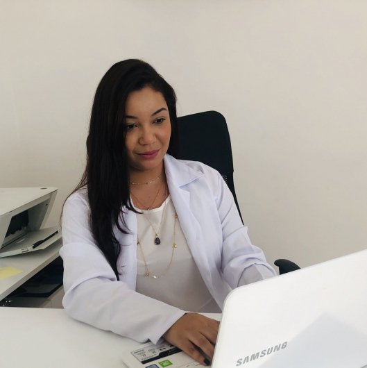 Dra. Jacqueline Machado