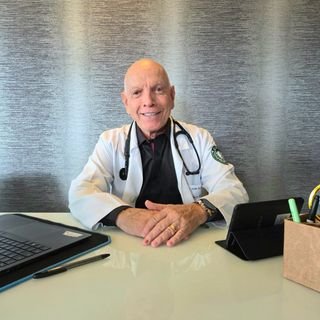 Dr. José Antonio Souza