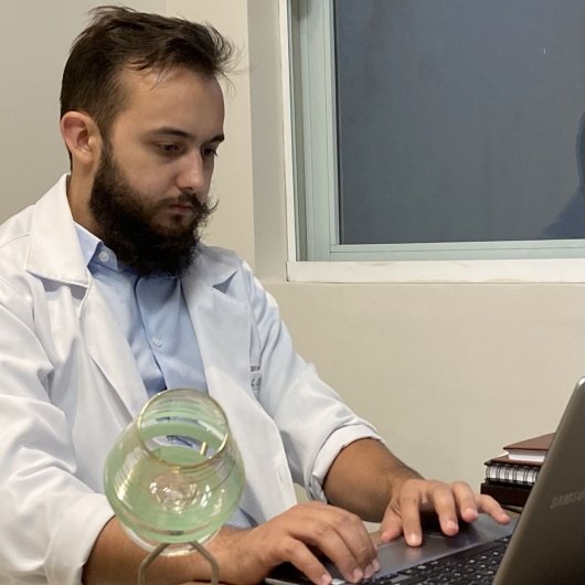 Dr. Ícaro Cardoso Islabão