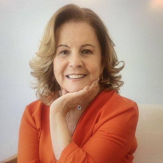 Dra. Eliana Gosendo