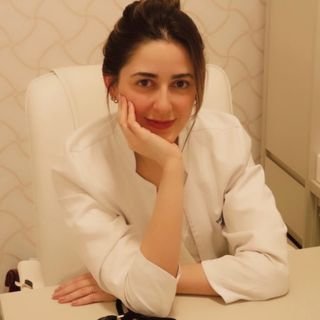 Dra. Camila Simão Teixeira de Andrade