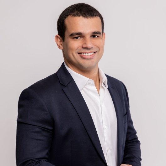 Dr. Luiz Gustavo de Abreu Mattos