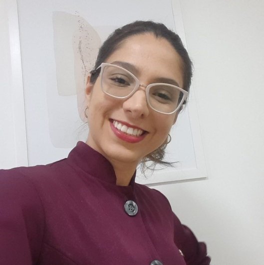 Dra. Julyanny Ribeiro Leal