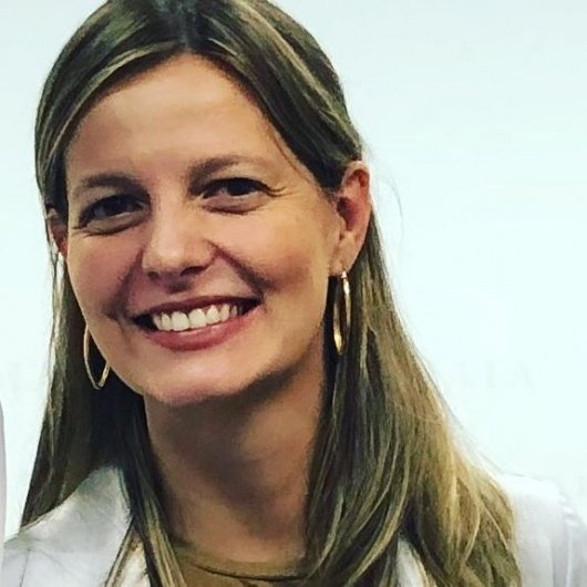 Dra. Pilar Tavares