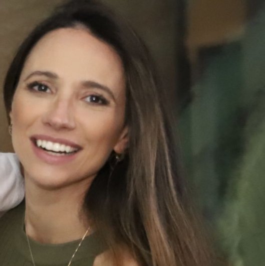 Dra. Carla Marques Campos