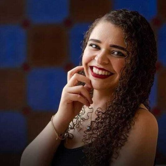 Tamiris B. Gomes