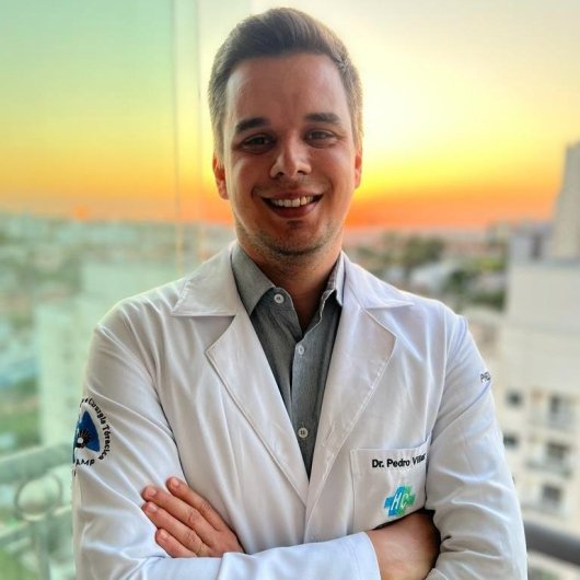 Dr. Pedro Maximink Esteves Villar