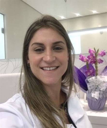 Dra. Angela Puccini Moreira Martins
