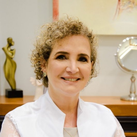 Dra. Graça Tavares