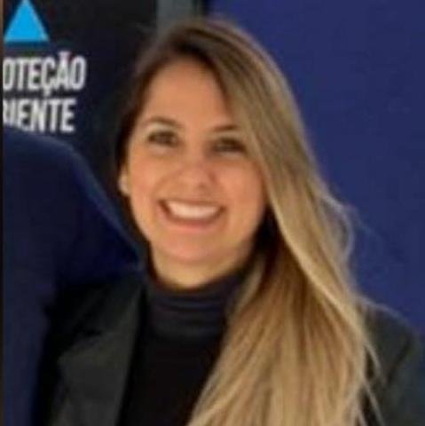 Dra. Adriana Auad