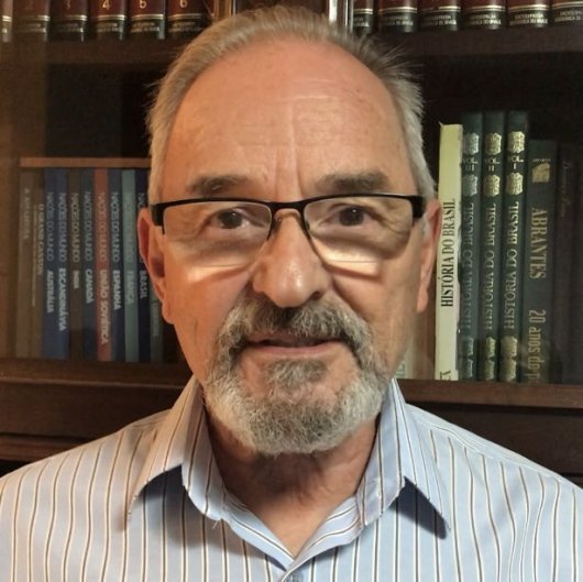 Dr. Paulo Roberto Juca