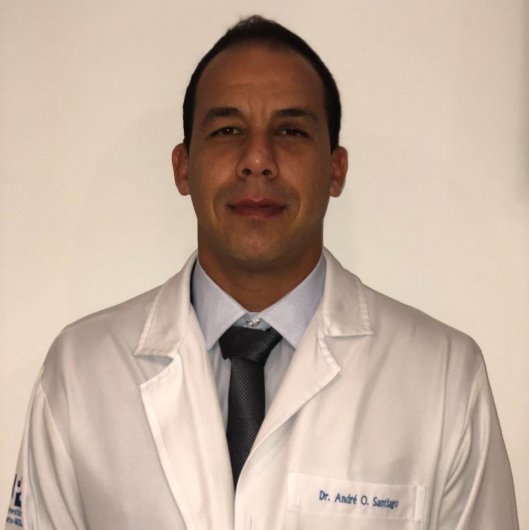 Dr. André De Oliveira Santiago