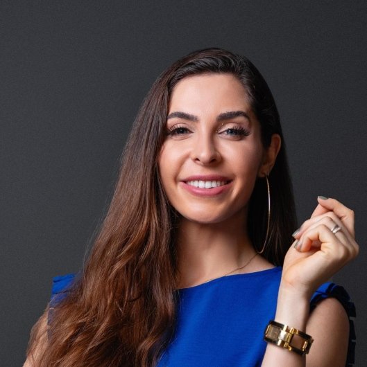 Dra. Acássia Marina Jorge Diniz