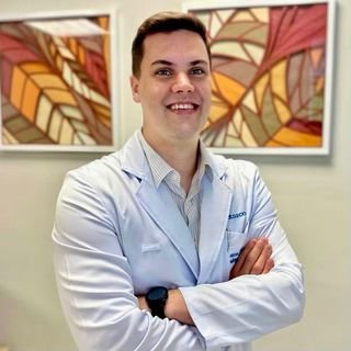 Dr. Rodolfo Leal