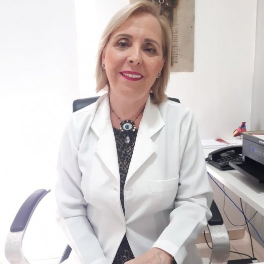 Dra. Lucia Maria Wanderley de Oliveira