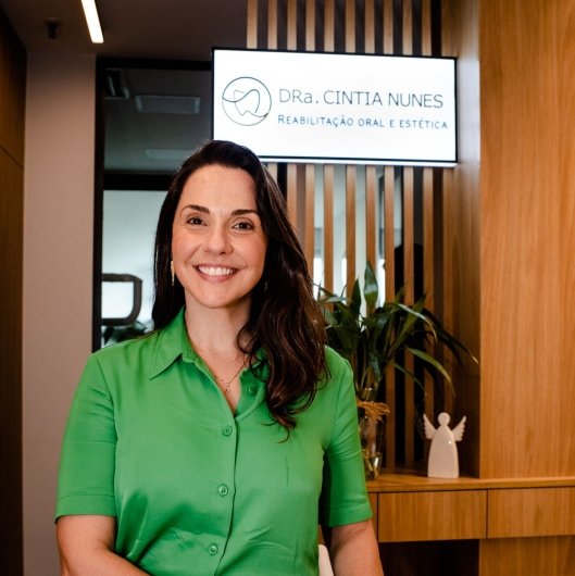 Dra. Cintia Nunes