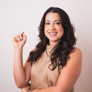 Dra. Laura Campo e Santos