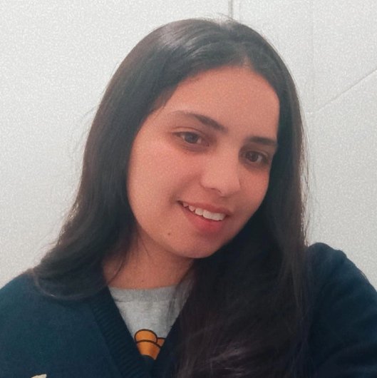 Dra. Julia Dantas