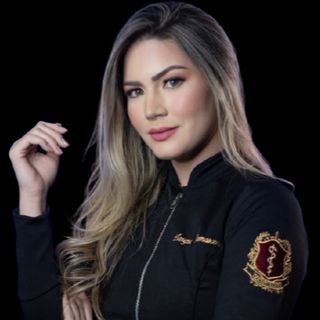 Dra. Laryssa Damasceno