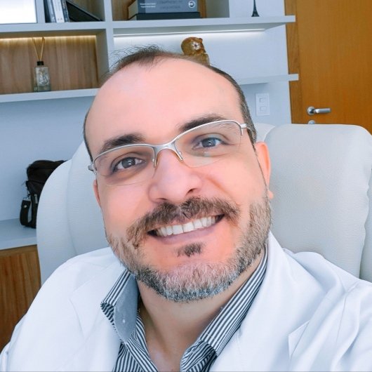 Dr. Eujames de Jesus Sousa Ribeiro