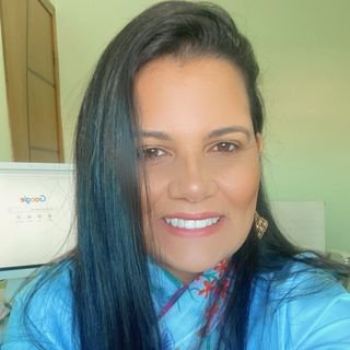 Dra. Heliane Alves de Melo Palombo