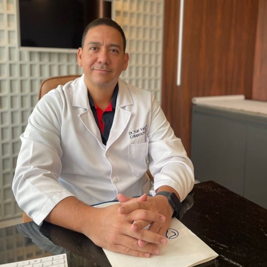 Dr. Yuri Diaz Yamane