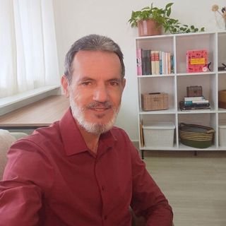 Dr. Mauricio Francisco Pereira