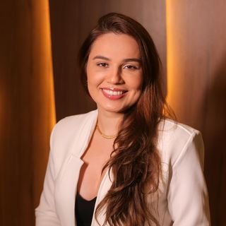 Dra. Ingrid Morais De Melo