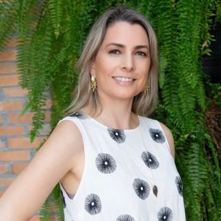 Dra. Silvana Wedderhoff Ceschim