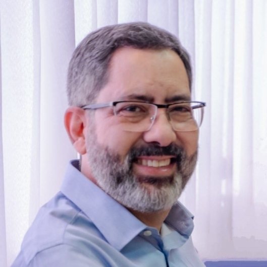 Dr. Roger Alessandro Silva