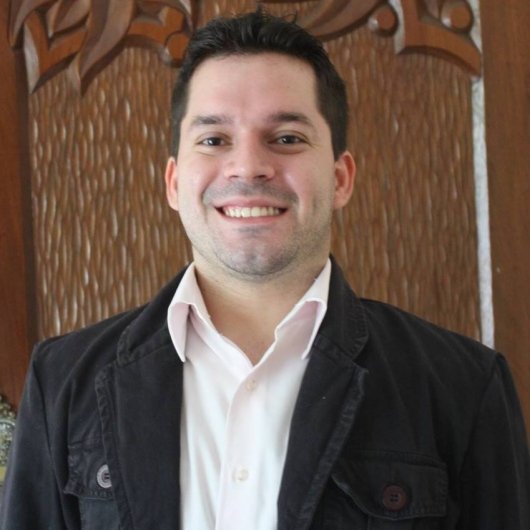 Dr. Fábio Ruback