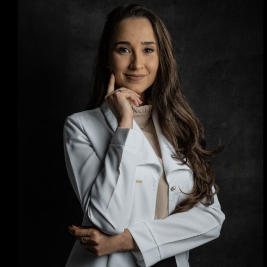 Dra. Thaina Moreira Shan
