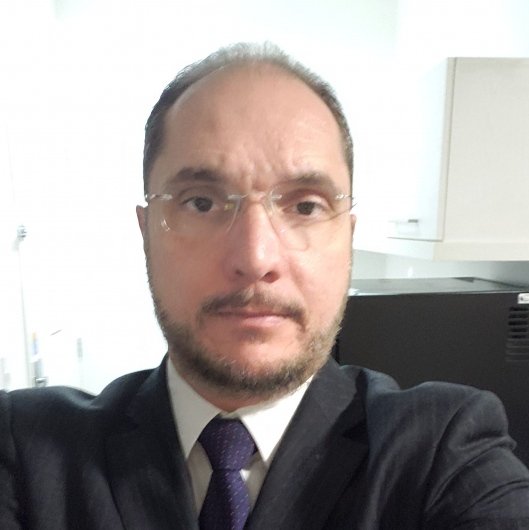 Dr. Luiz Elvio Lenza Junior