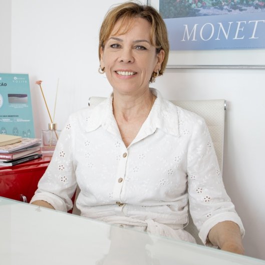 Dra. Angela Cristina de Almeida