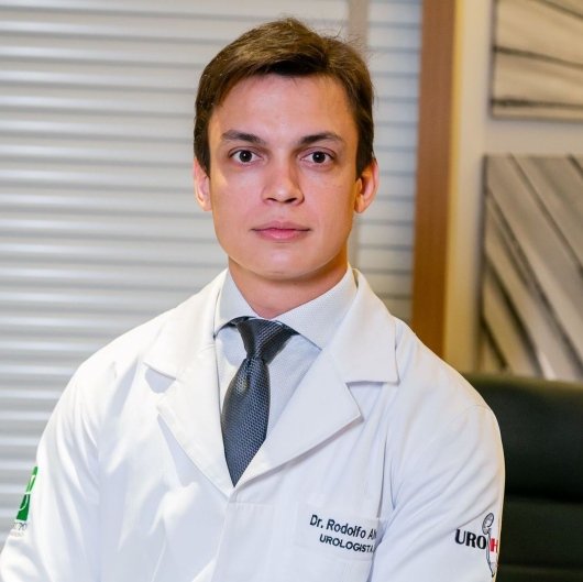 Dr. Rodolfo Alves