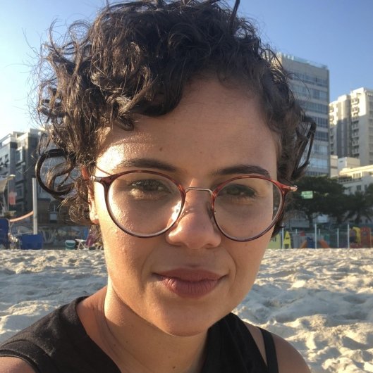 Dra. Veronica Souza de Araujo