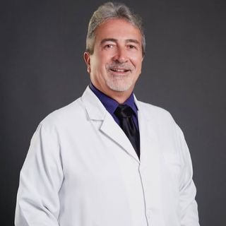 Dr. Mauricio Campanelli Costas