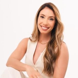 Dra. Ananda Maciel