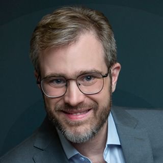 Dr. Bruno Albuquerque Colontoni