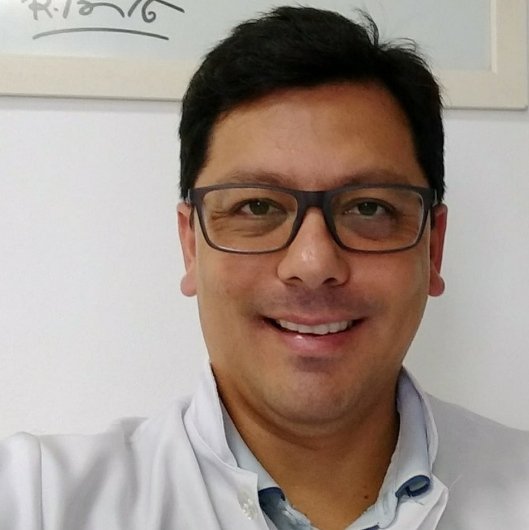 Dr. Marcio Furtado Niwa