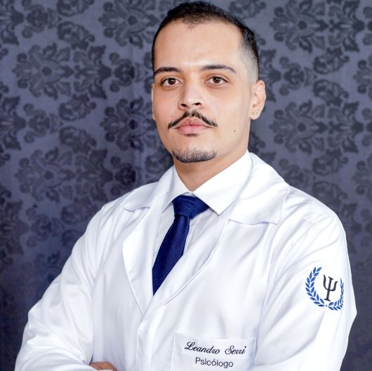 Dr. Leandro Serri