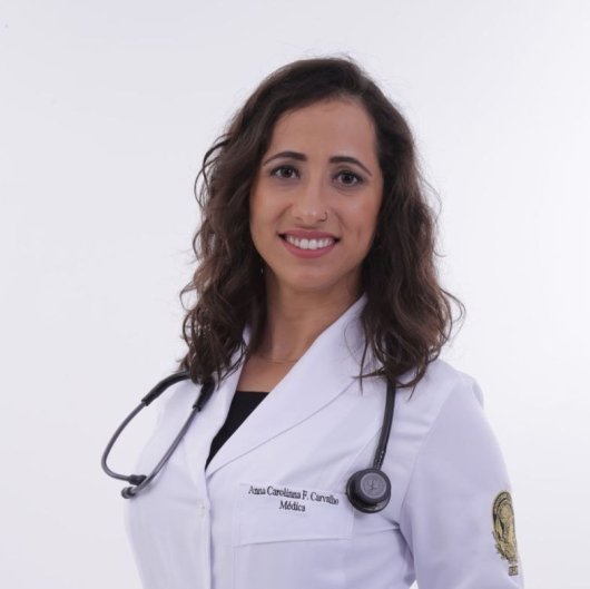 Dra. Anna Carolinna Carvalho