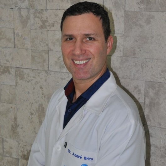 Dr. André Farinelli Lima Brito